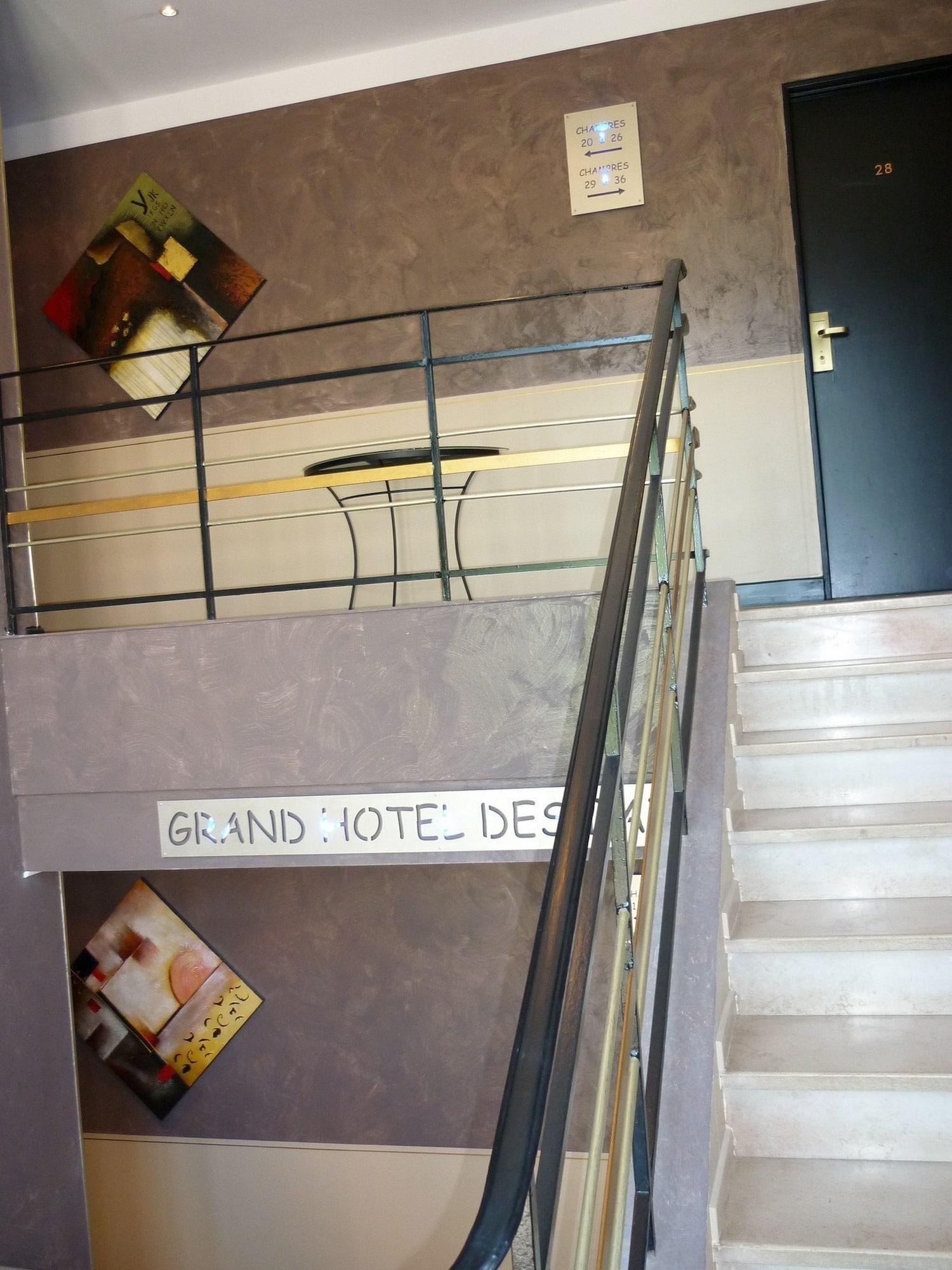 Hotel Adonis Grand Des Bains Sanary-sur-Mer