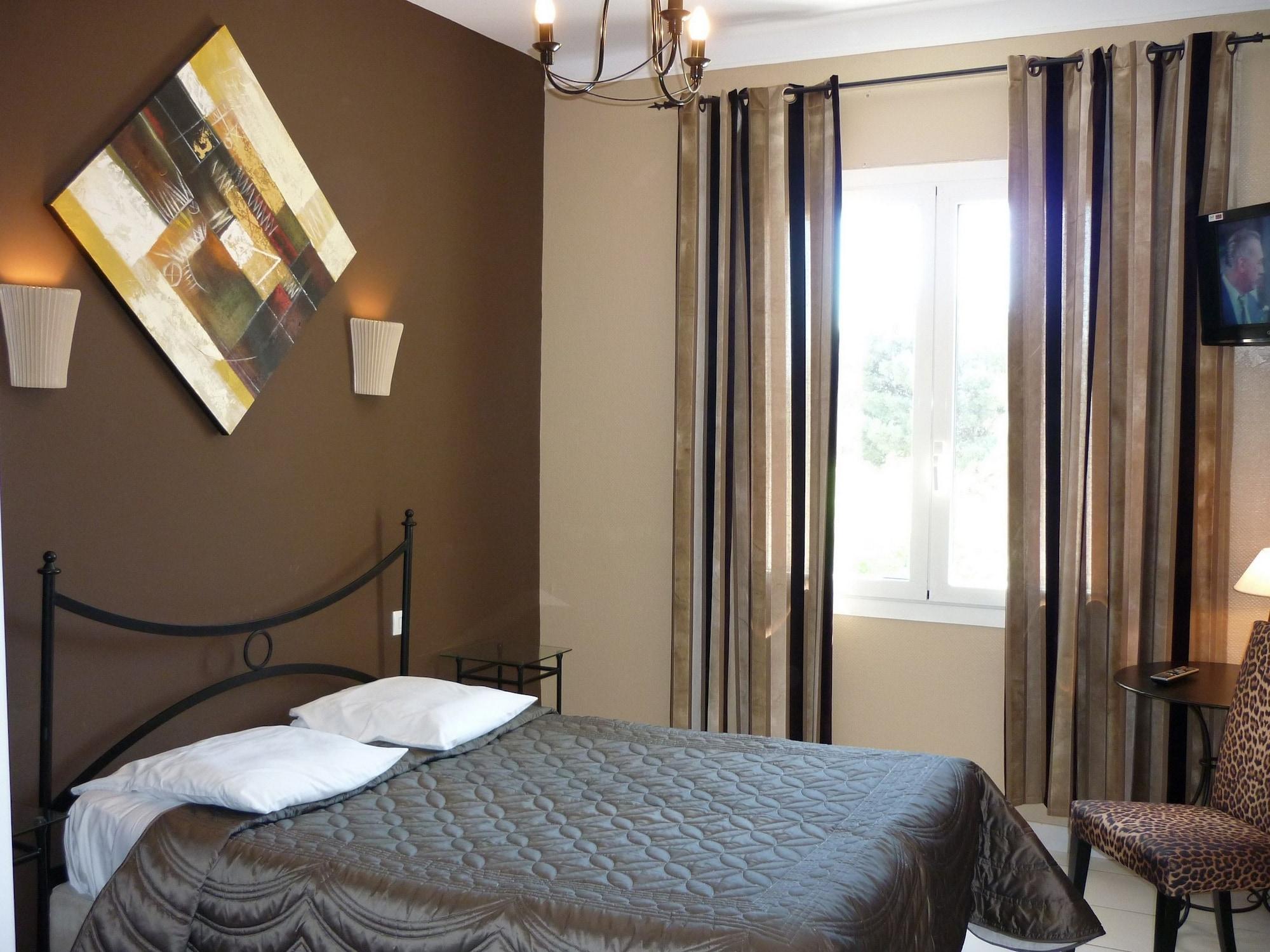 Hotel Adonis Grand Des Bains Sanary-sur-Mer