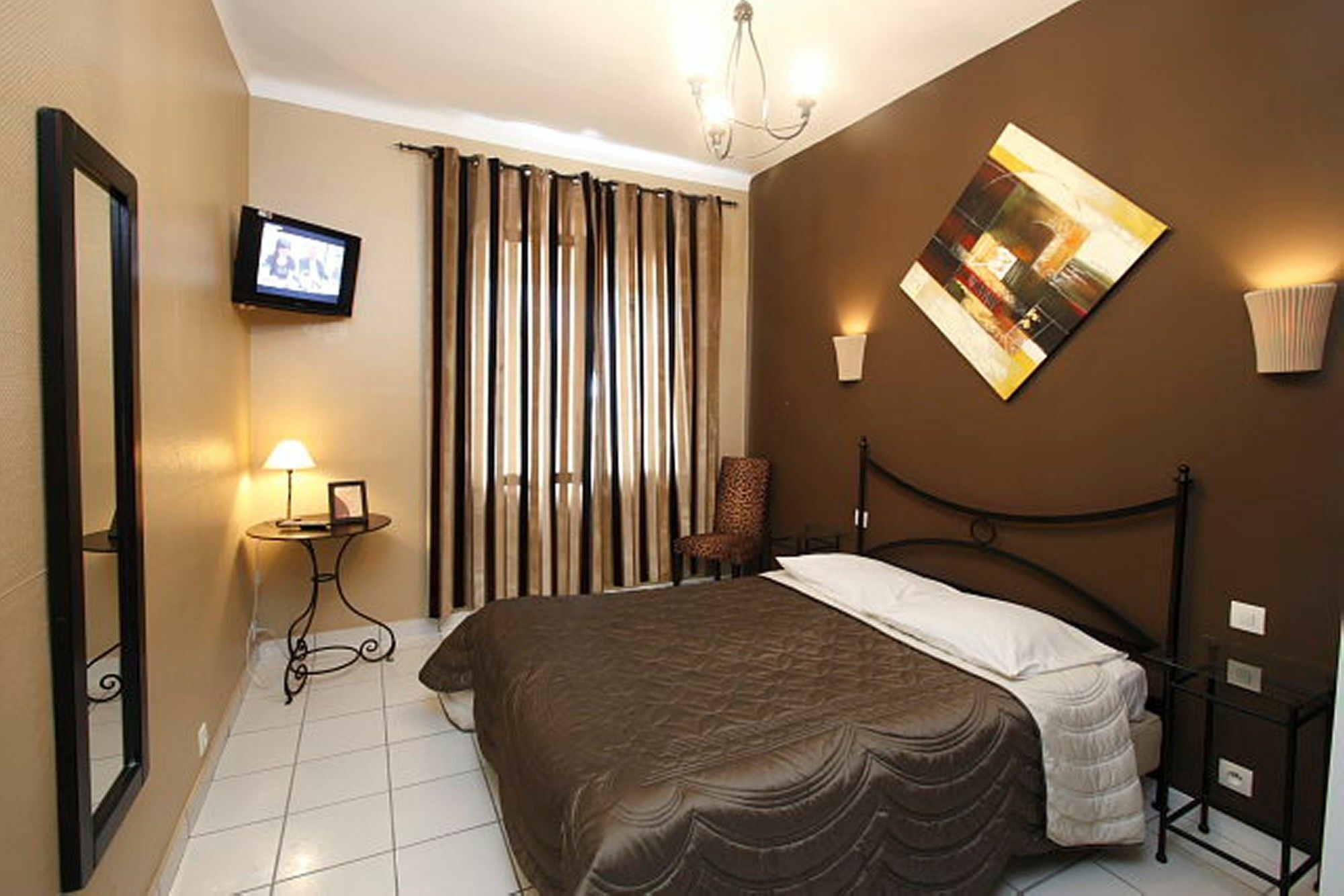 Adonis Grand Des Bains 2*